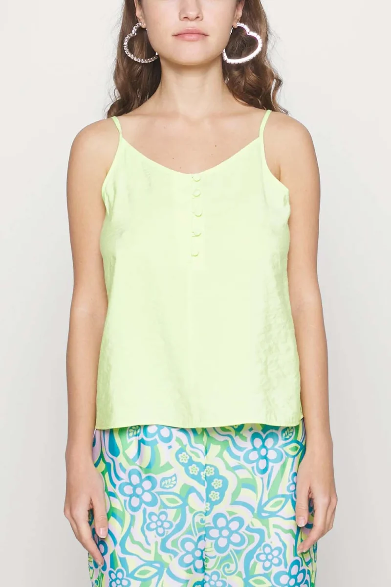Top Vmqueeny Singlet V-Neck Top Wvn Ga 10290455 13-0535 TCX sharp green — снимка 2