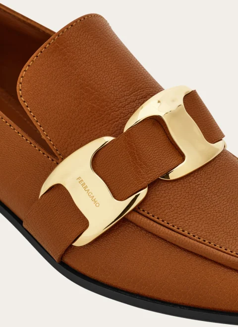 Мокасини с катарама Ferragamo — снимка 2