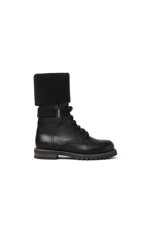 Commando Boots in Black