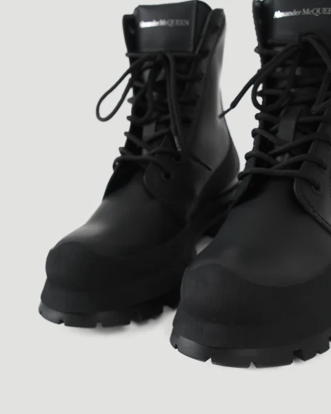 Wander Lace Up Boot in Black — снимка 6