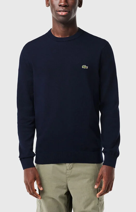 Тъмносин пуловер