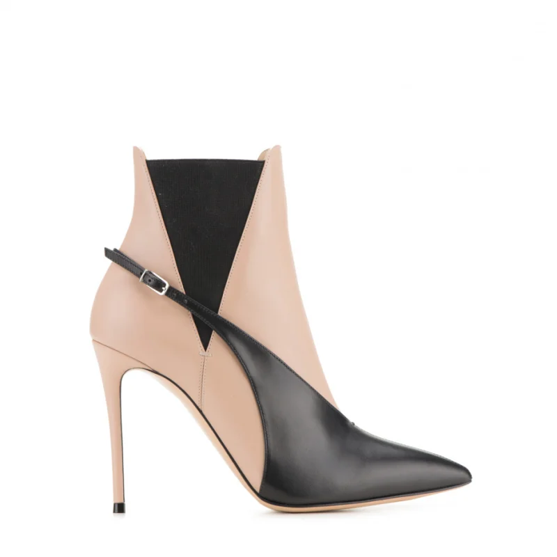 Дамски боти в два цвята Casadei