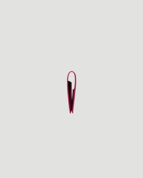 Shiny Leather Passport Holder in Magenta — снимка 4