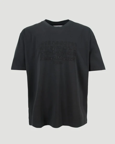 Embroidered Logo T-Shirt in Black