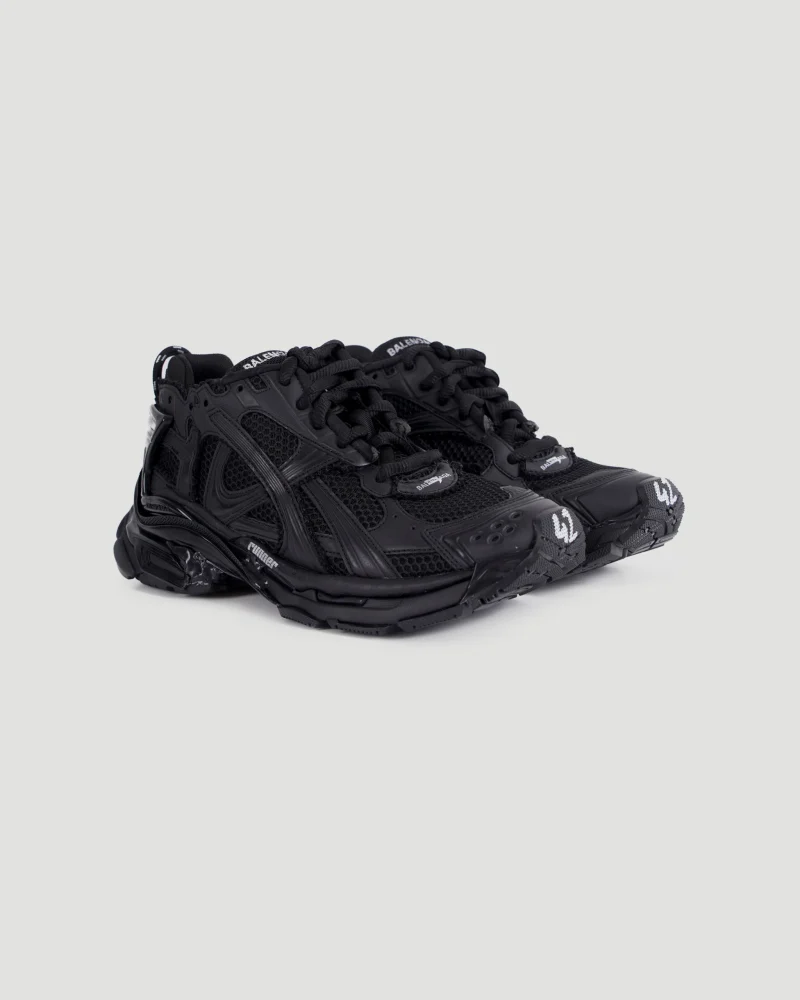 Runner Sneakers in Black — снимка 2