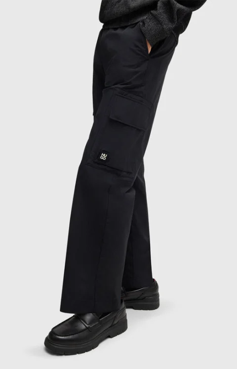 Cargo pants with logo — снимка 3
