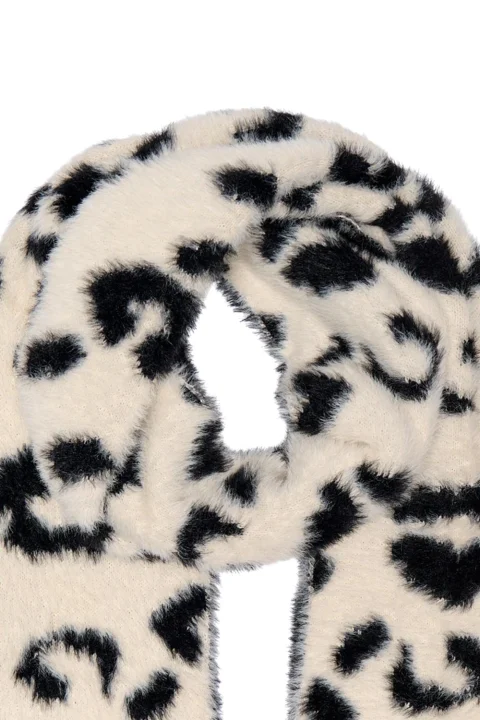 Шал Onlbeatriz Hairy Knit Scarf 15349823 C-N10 black/leo — снимка 2