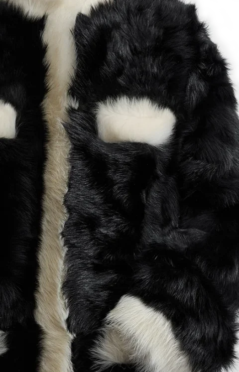 Silky Shearling Pocket Jacket in Black/Natural — снимка 2