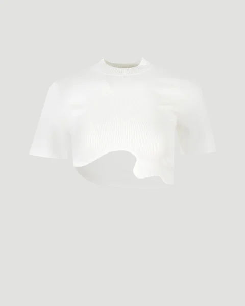 Top with Curved Hem