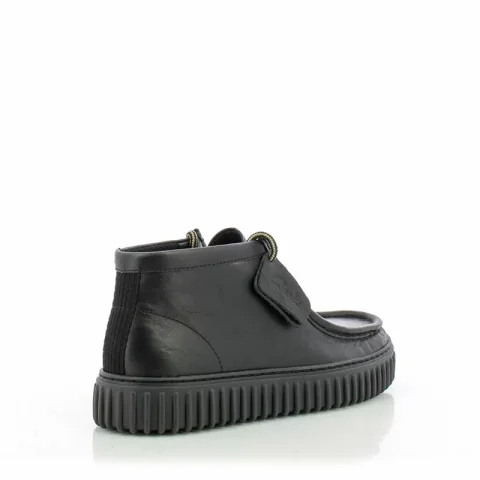 Мъжки Ежедневни Боти CLARKS – 26178264 TORHILL HI BLACK LEATHER — снимка 2