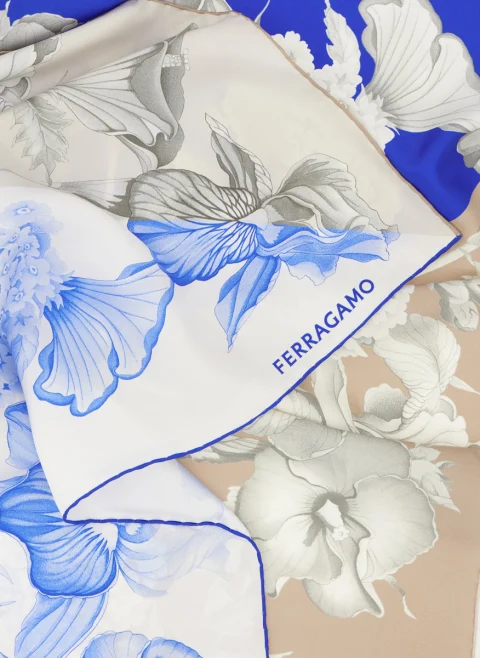 Копринен шал Ferragamo — снимка 3