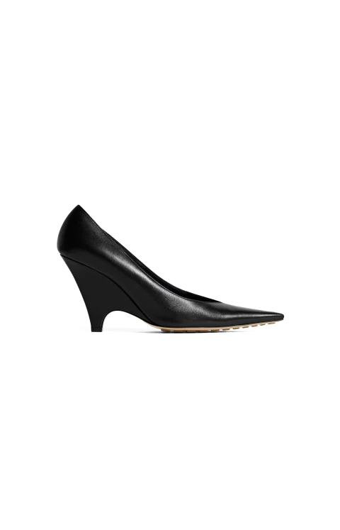 Scaletta Pumps in Black