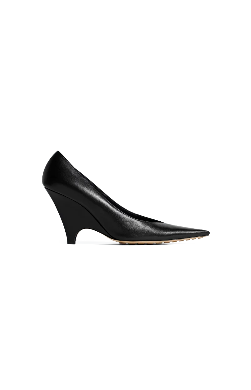 Scaletta Pumps in Black