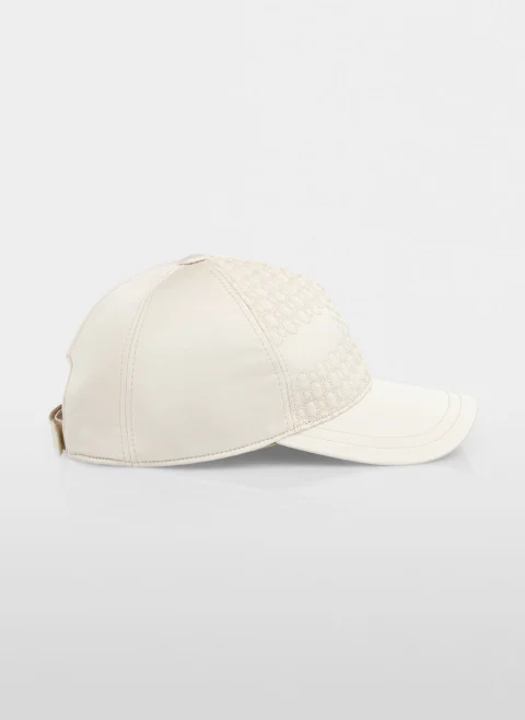 Шапка с капитониран мотив Marc Cain Sports — снимка 4