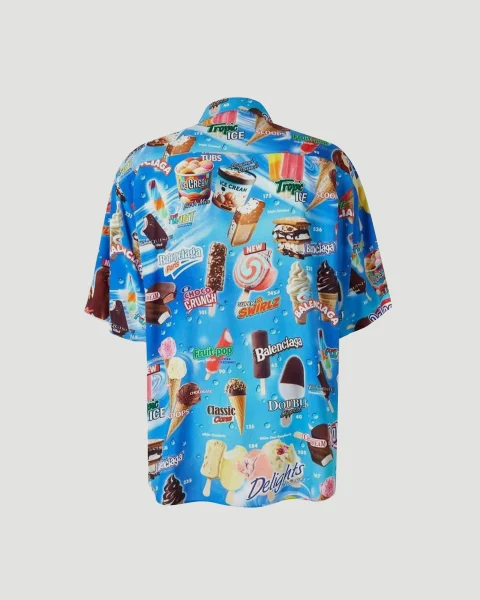 Sweet Treat Short Sleeve Minimal Shirt in Blue — снимка 3