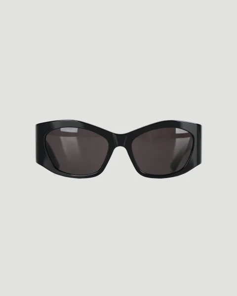 Cat-Eye Sunglasses in Black