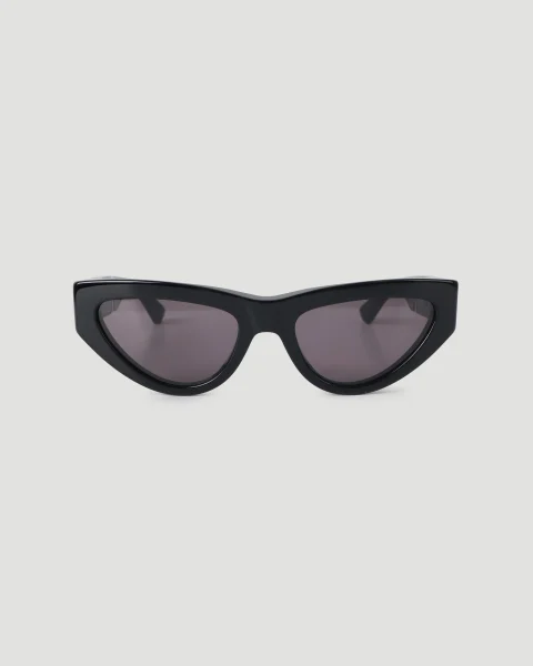 Cat-Eye Sunglasses in Black