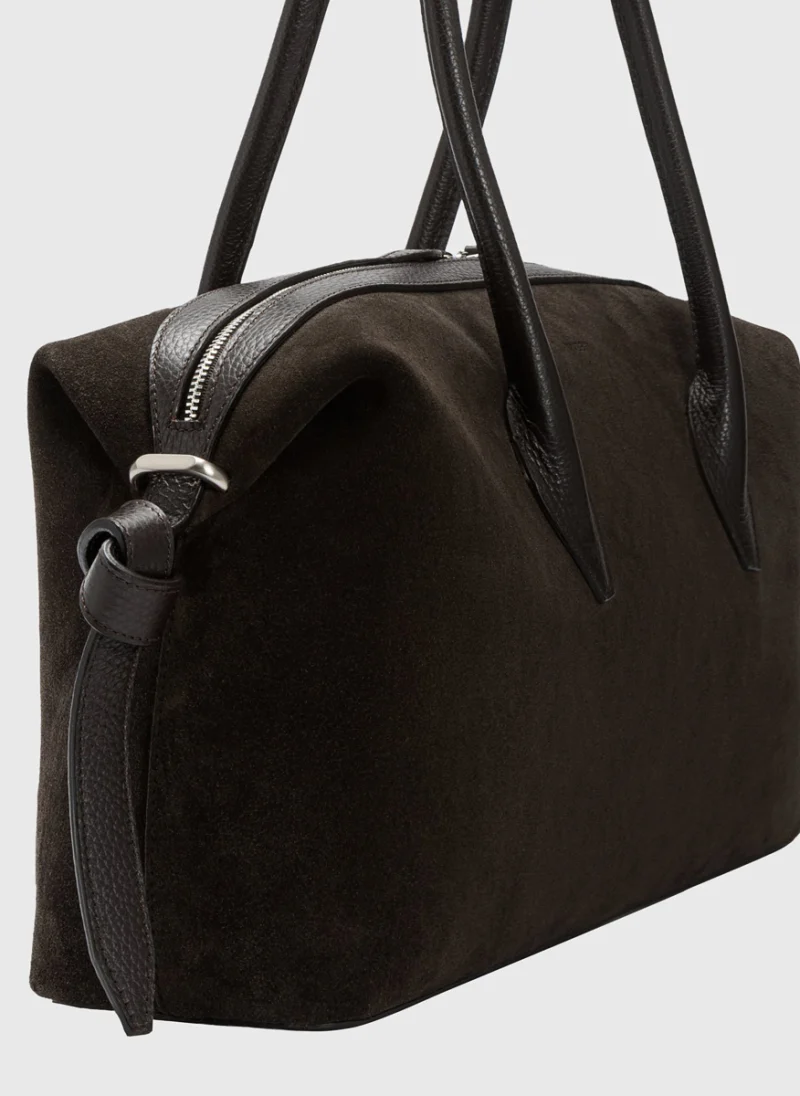 Велурена чанта 'Brioche Duffle' Yuzefi — снимка 3