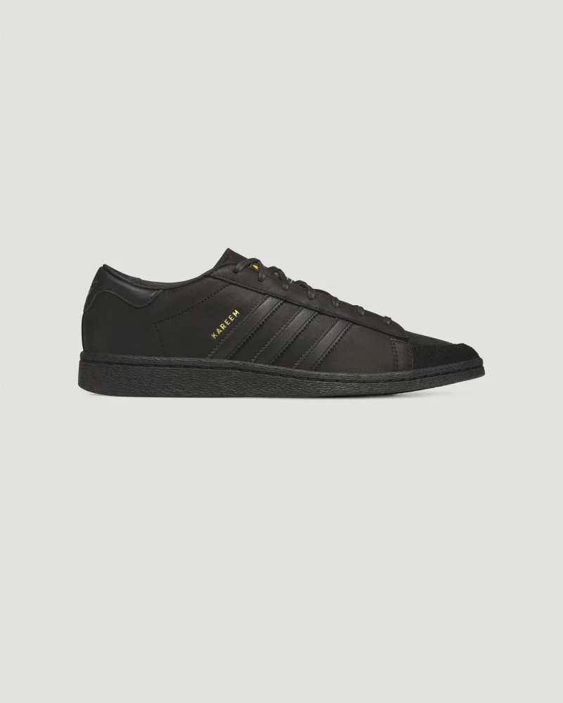Chavarria Jabbar Dress Low Shoes in Black