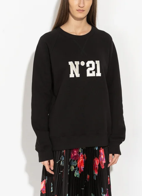 Суитшърт с лого бродеря No21 — снимка 5