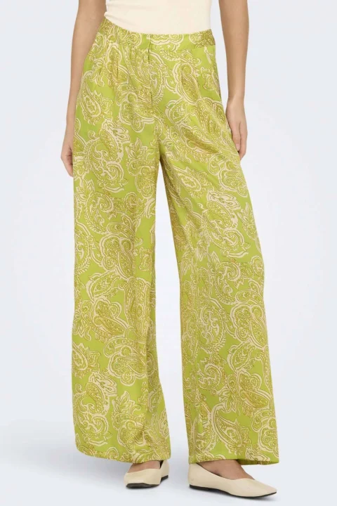 Панталон Onlpaula Loose Ptm 15339991 15-0543 TCX apple green — снимка 2