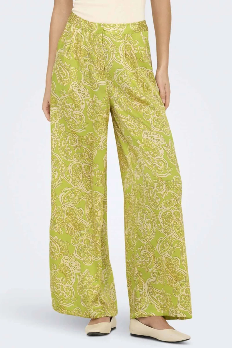Панталон Onlpaula Loose Ptm 15339991 15-0543 TCX apple green — снимка 2