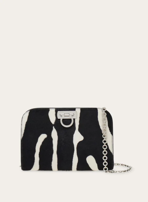 Клъч с 'furry texture' дизайн 'Diana' Ferragamo