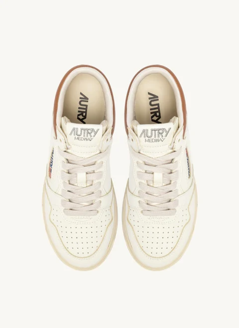 Кецове с контрастни детайли 'Med-way Medalist' Autry — снимка 4