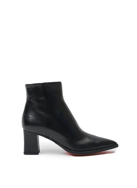 Боти от естествена кожа с ток Santoni