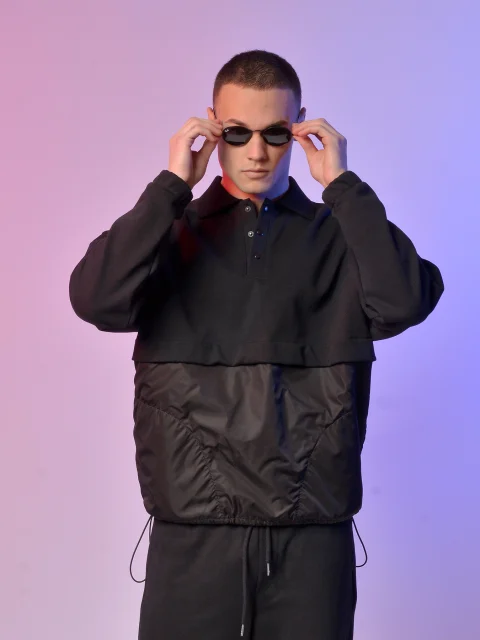 Черен съуичър с шушляк