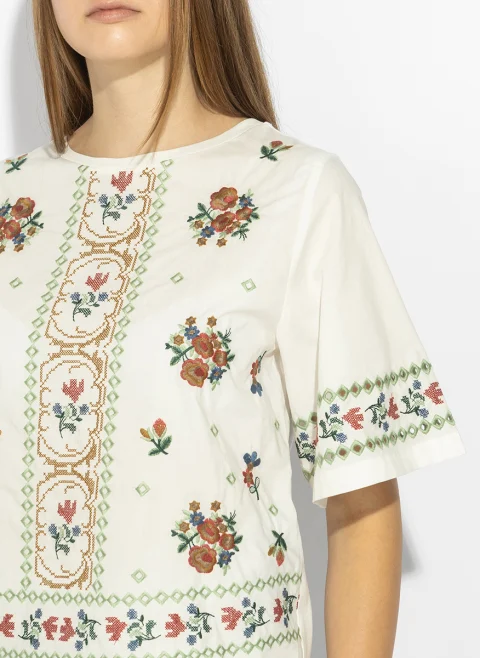 Тишърт с бродерия Weekend Max Mara Wkdfeltre — снимка 5