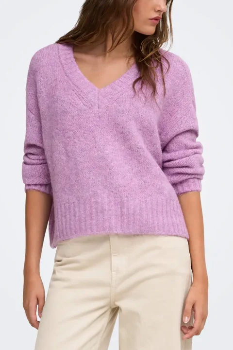 Плетено Onlfiona Loose V-Neck 15382494 16-3416 TCX violet tulle — снимка 2