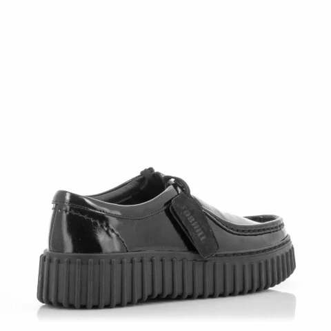 Дамски Ежедневни CLARKS – 26179111 TORHILL BEE BLACK PAT — снимка 3