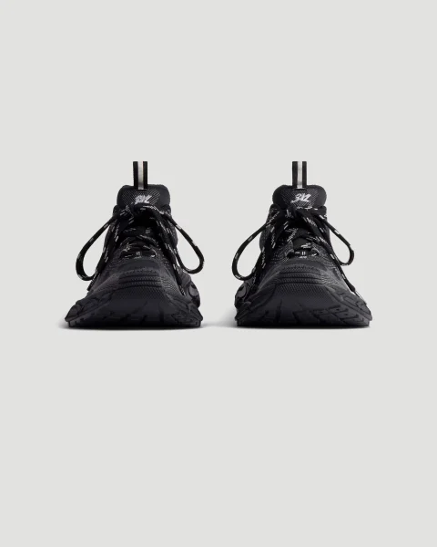 Under Armour® 3XL Knit Sneaker in Black and White — снимка 5