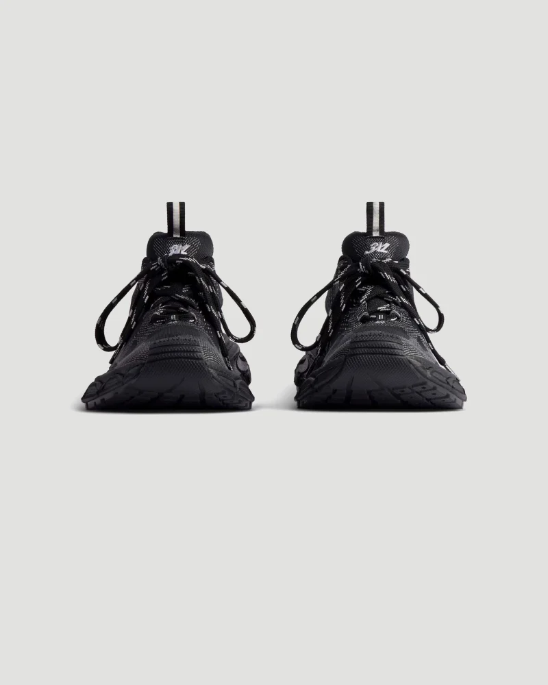 Under Armour® 3XL Knit Sneaker in Black and White — снимка 5