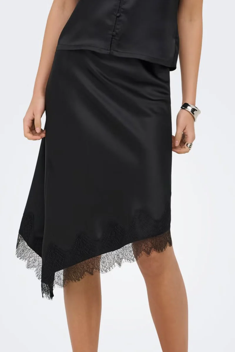Пола Onlfaraya Satin Lace 15380116 C-N10 black — снимка 2