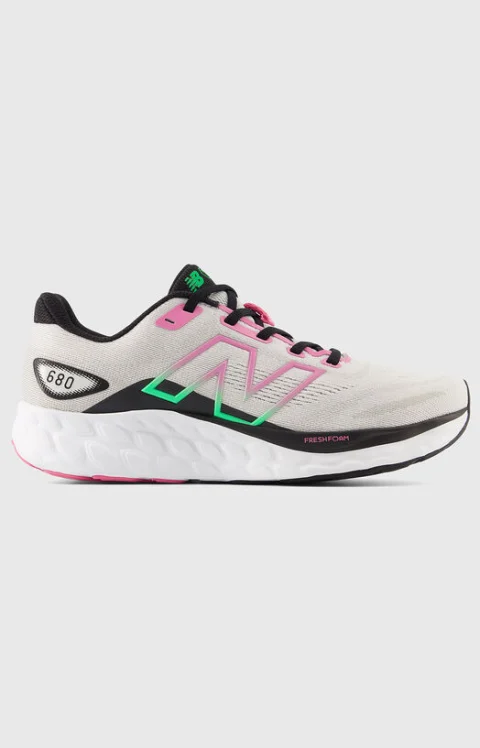 Спортни обувки FRESH FOAM 680 V8