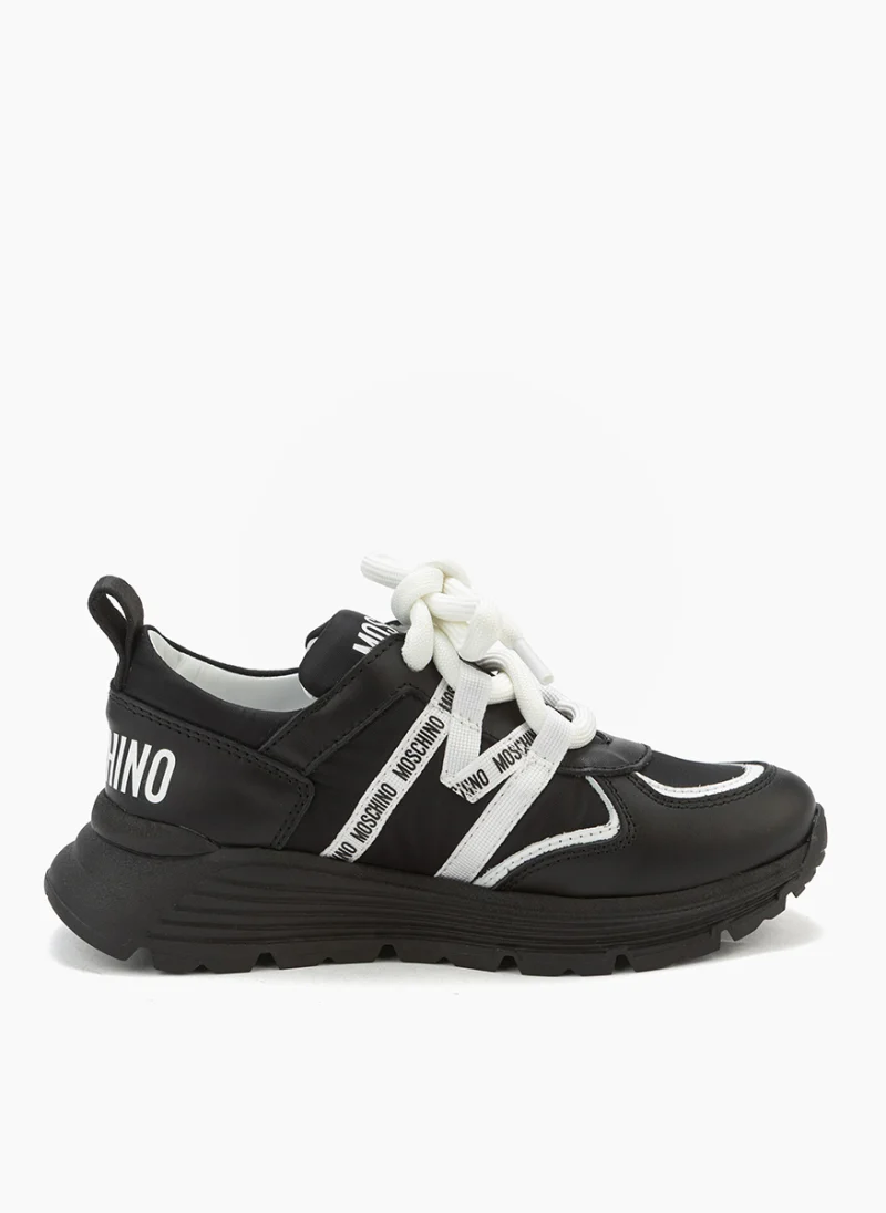 Кецове с контрастни детайли Moschino Kids — снимка 4