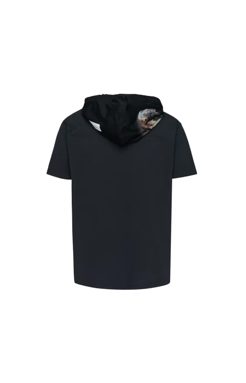 Hooded T-Shirt in Black — снимка 2
