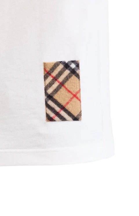 Check Cashmere Patch Cotton T-shirt in Chalk White — снимка 2