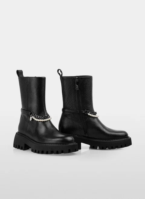 Кожени боти с декоративни перли Marc Cain Sports — снимка 2