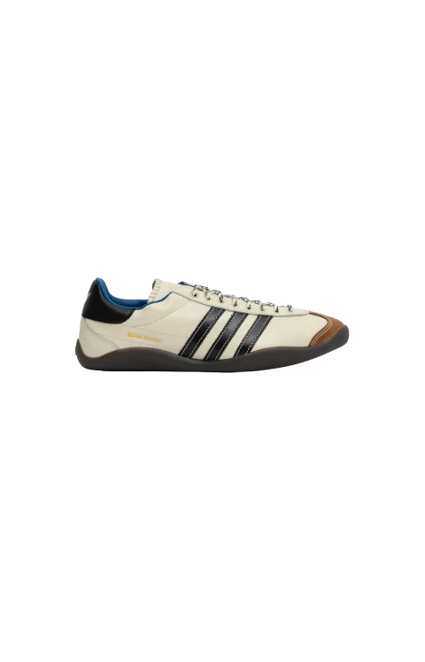 Karintha Sneakers in White