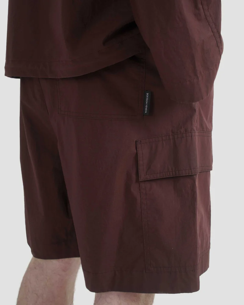 Resinated Cotton Cargo Shorts in Burgundy — снимка 3
