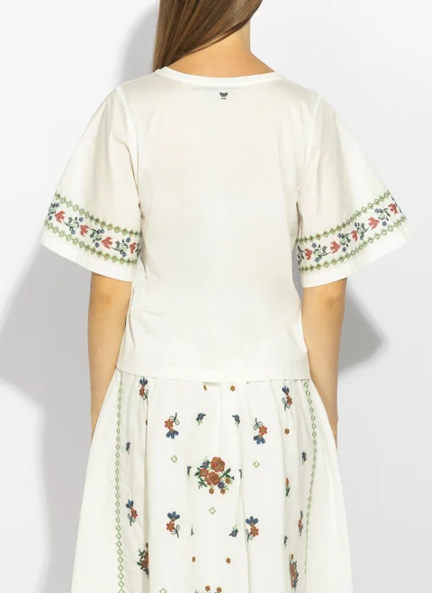 Тишърт с бродерия Weekend Max Mara Wkdfeltre — снимка 4