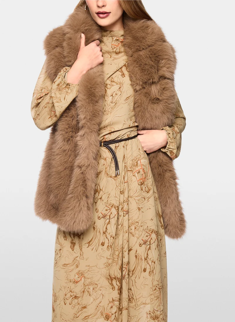 Елек с капитониран мотив 'Faux fur' Marc Cain Collections
