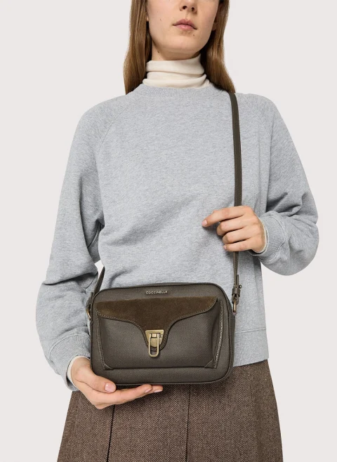 Мини чанта Coccinelle Beat Fango Small — снимка 5