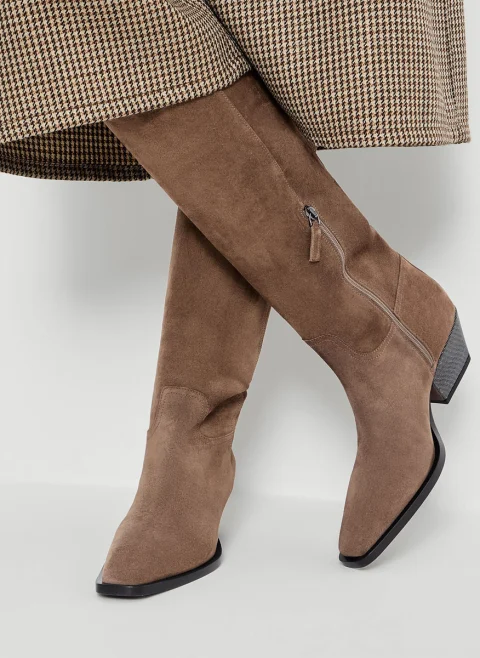 Велурени ботуши с монили Brunello Cucinelli — снимка 5