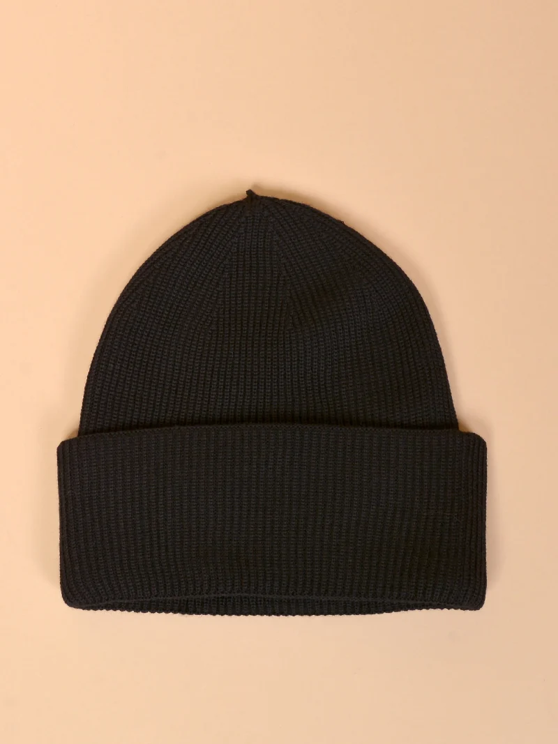 ЧЕРНА ШАПКА ОТ МОХЕР Woolen beanie black — снимка 2