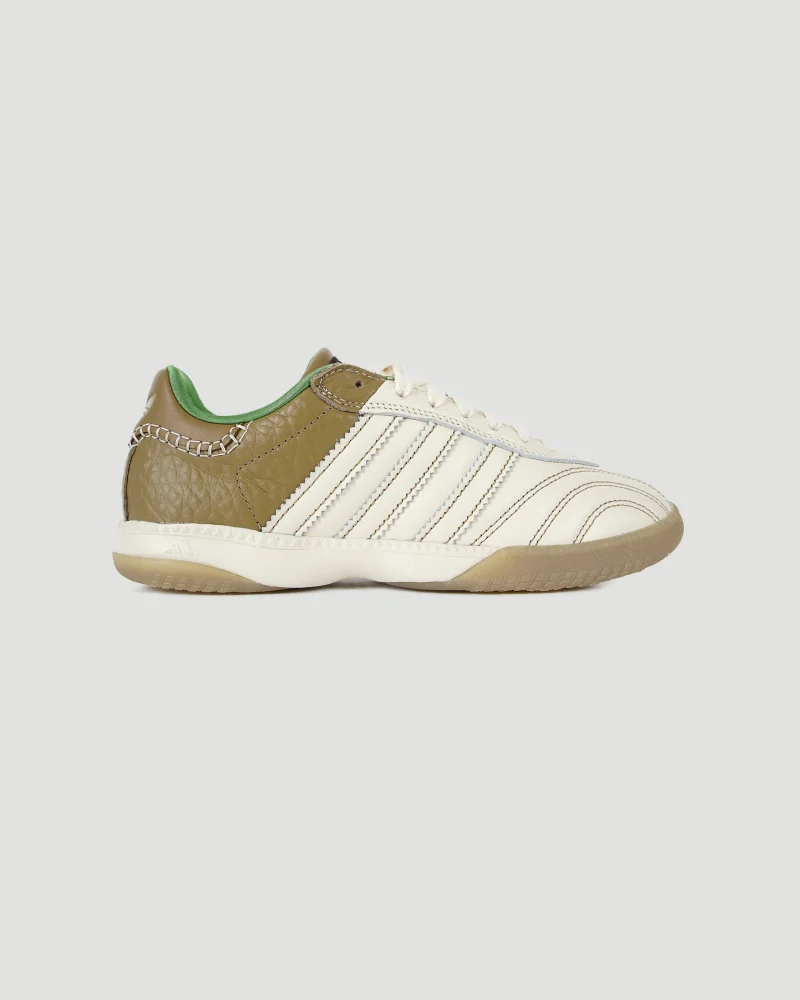 Samba Millennium in Wonder White and Brown