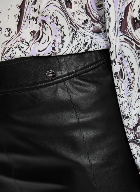 Кожена пола с капси Marc Cain Collections — снимка 4